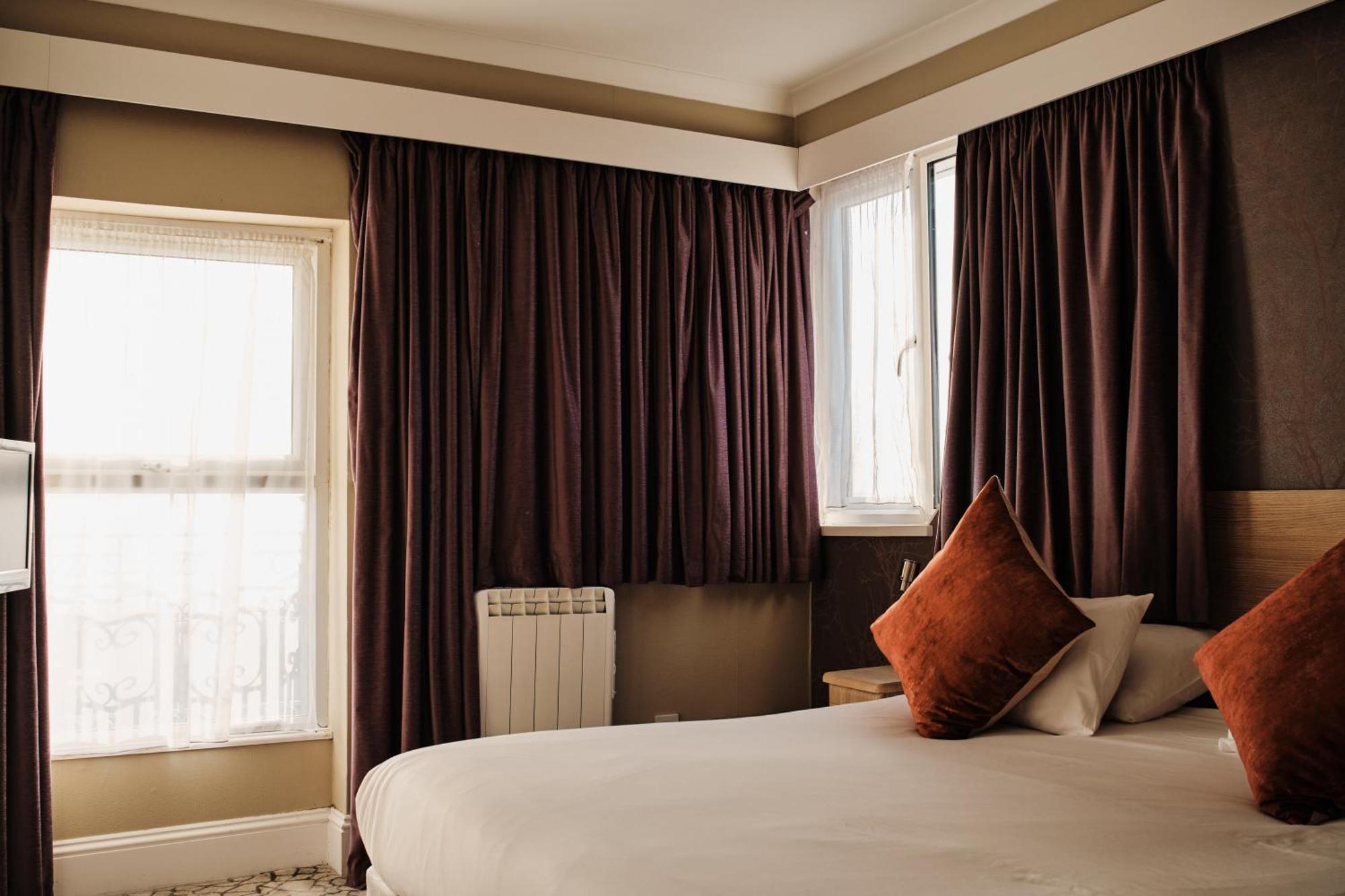 Hotel De Normandie Saint Helier Phòng bức ảnh