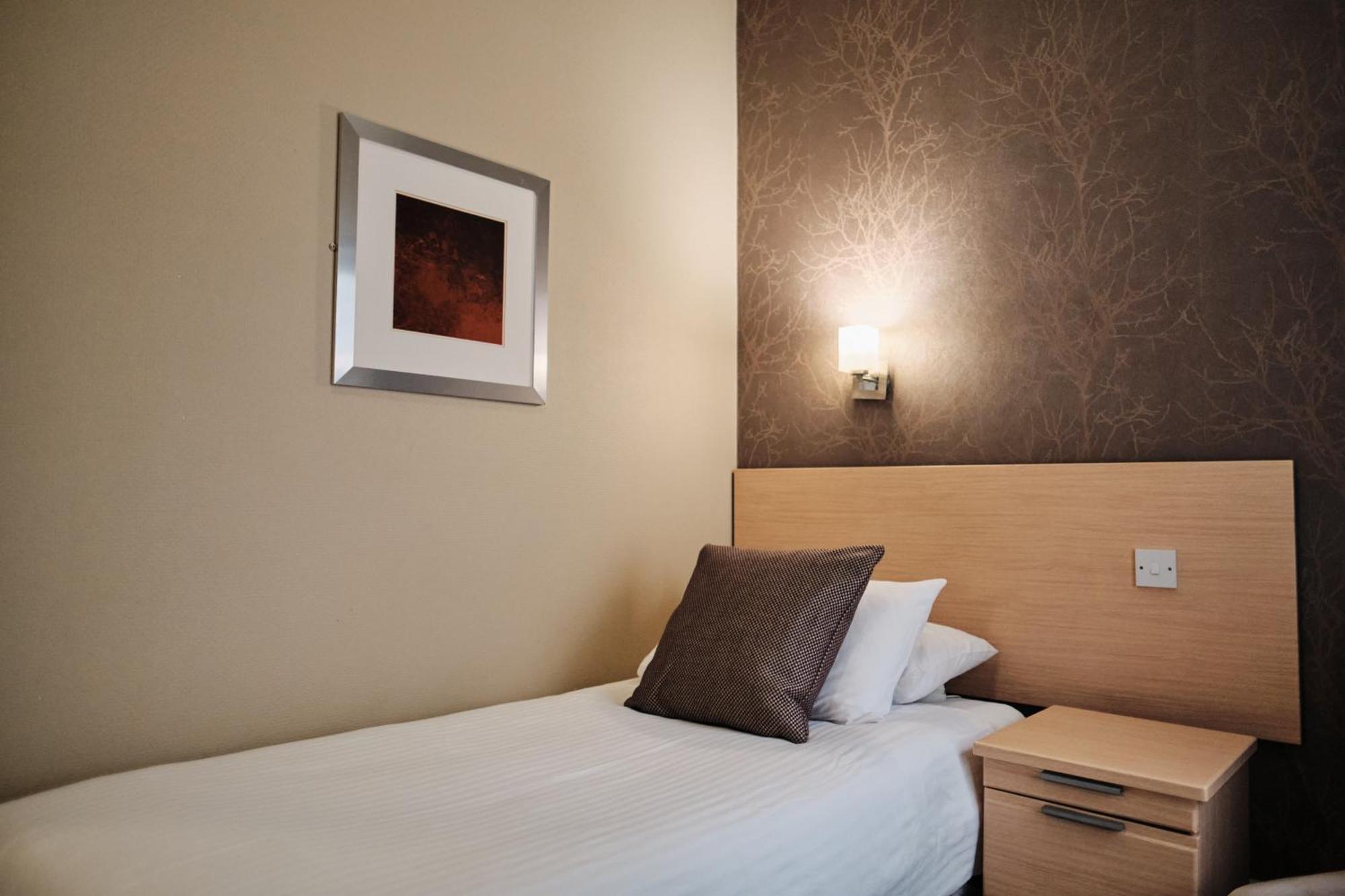 Hotel De Normandie Saint Helier Phòng bức ảnh