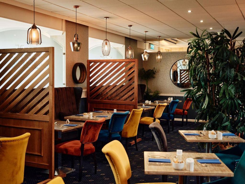 Hotel De Normandie Saint Helier Ngoại thất bức ảnh